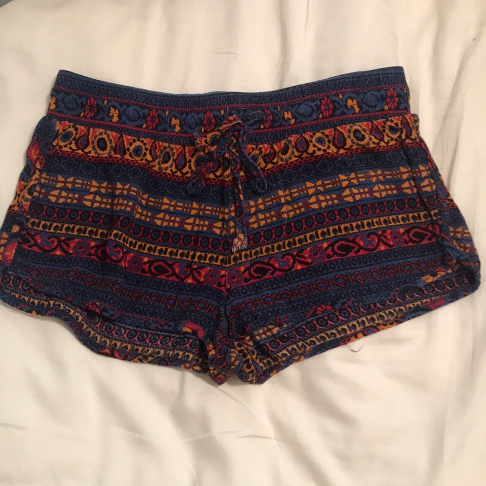 Patterned shorts
